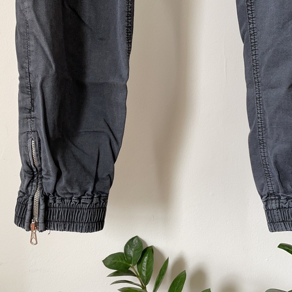 Joe’s jogger pant - Picture 3 of 6